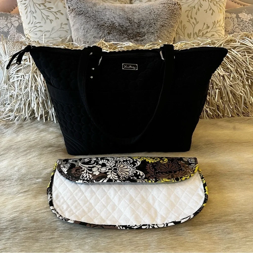 VERA BRADLEY Baroque 2010 Ultimate Baby Performance Twill Black Diaper Bag Pad